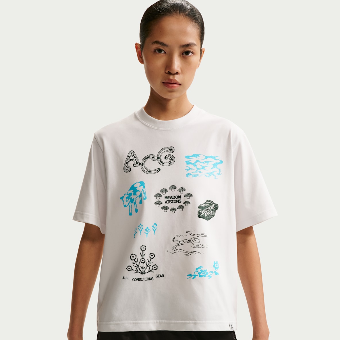 ACG White Tops and T-Shirts. Nike JP